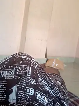 Snapshot of TeluguHotdic chatting on December 2025 06:51:01 AM TeluguHotdic online show from December 2025 06:51:01 AM