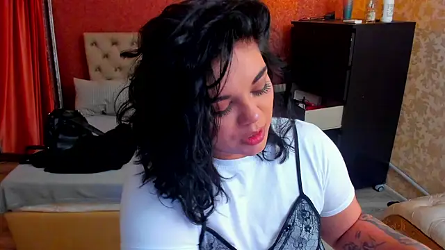 Snapshot of SpicyCarlaXX chatting on June 2026 08:26:01 PM SpicyCarlaXX online show from June 2026 08:26:01 PM