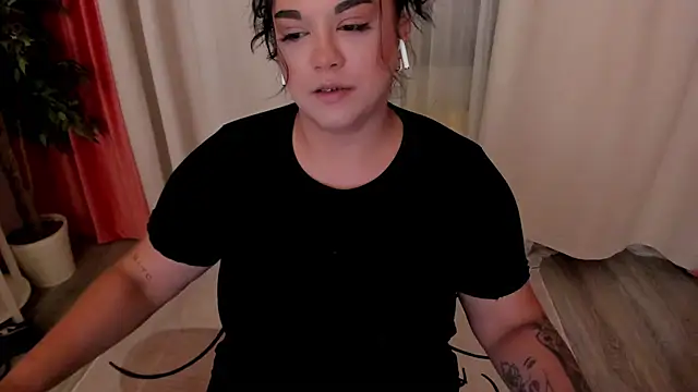 Snapshot of SpicyCarlaXX chatting on July 2026 08:44:01 PM SpicyCarlaXX online show from July 2026 08:44:01 PM