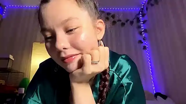 CutieSlim online show from February 2026 12:04:02 PM