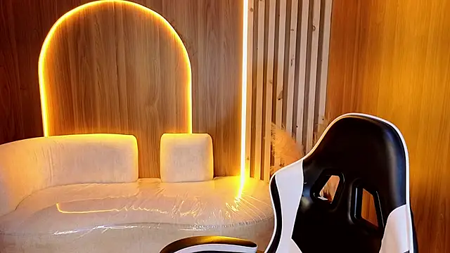 zoe tp online show from February 2026 08:46:02 PM