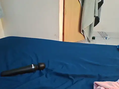 Snapshot of kganya22 chatting on December 2025 09:14:02 AM kganya22 online show from December 2025 09:14:02 AM