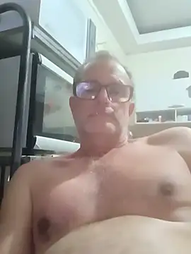 Snapshot of nard53 chatting on July 2026 11:18:01 PM nard53 online show from July 2026 11:18:01 PM