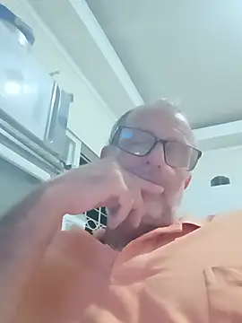 Snapshot of nard53 chatting on July 2026 10:40:02 PM nard53 online show from July 2026 10:40:02 PM