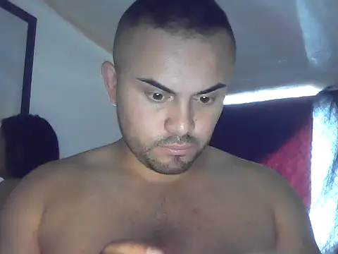 Snapshot of yakiiii2121 chatting on November 2025 09:09:01 PM yakiiii2121 online show from November 2025 09:09:01 PM