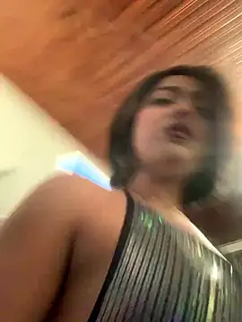 Snapshot of LilithMonette chatting on March 2026 02:39:02 AM LilithMonette online show from March 2026 02:39:02 AM