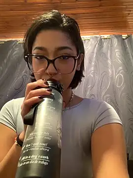 Snapshot of LilithMonette chatting on March 2026 07:06:02 PM LilithMonette online show from March 2026 07:06:02 PM