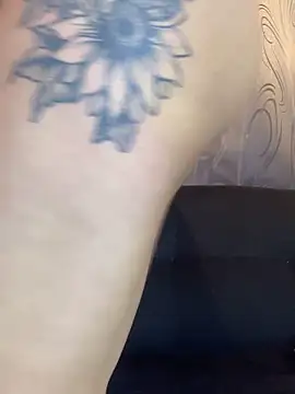 Snapshot of LilithMonette chatting on March 2026 01:31:02 AM LilithMonette online show from March 2026 01:31:02 AM