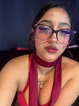 Snapshot of LilithMonette chatting on March 2026 03:06:02 AM LilithMonette online show from March 2026 03:06:02 AM