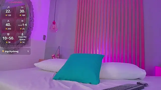 Snapshot of nicolesteele_ chatting on November 2025 07:37:02 PM nicolesteele online show from November 2025 07:37:02 PM