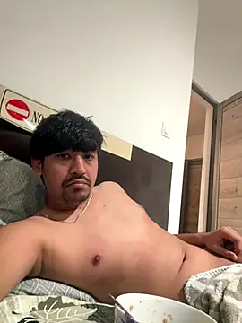 Jhonneeey online show from November 2025 03:05:02 PM