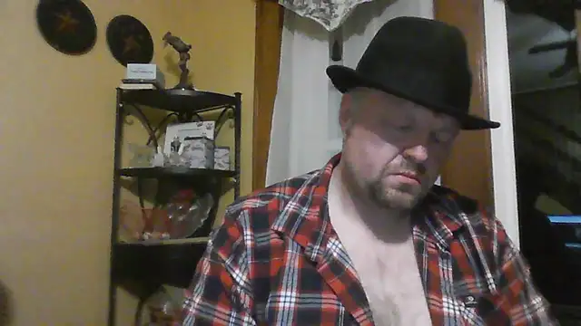 Snapshot of TheOneDonShaun chatting on November 2025 08:46:02 AM TheOneDonShaun online show from November 2025 08:46:02 AM