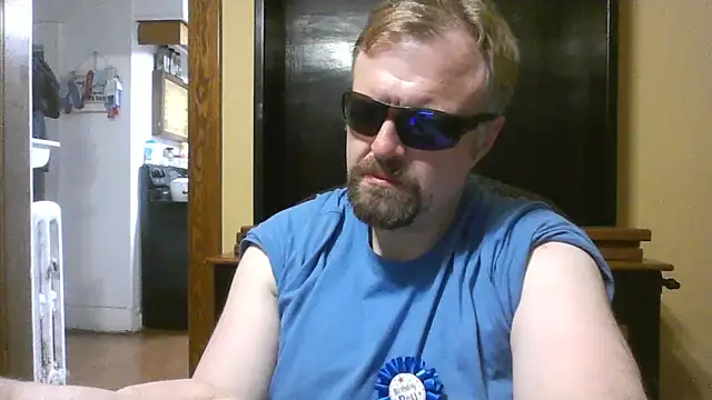 Snapshot of TheOneDonShaun chatting on April 2026 03:53:02 AM TheOneDonShaun online show from April 2026 03:53:02 AM