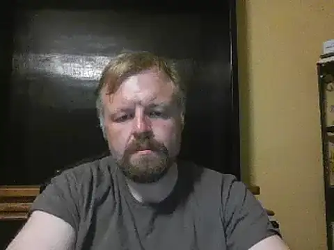 Snapshot of TheOneDonShaun chatting on April 2026 02:04:02 AM TheOneDonShaun online show from April 2026 02:04:02 AM