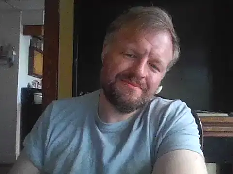 Snapshot of TheOneDonShaun chatting on May 2026 11:44:01 PM TheOneDonShaun online show from May 2026 11:44:01 PM