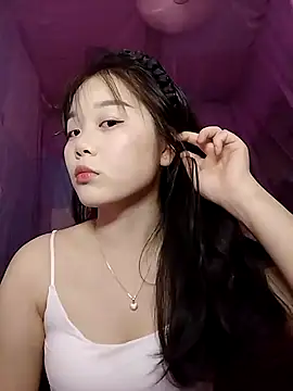 Baa-bee22 online show from April 2026 06:05:02 AM
