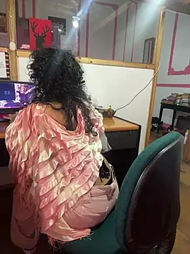 justcallmemargo online show from May 2026 01:43:02 AM