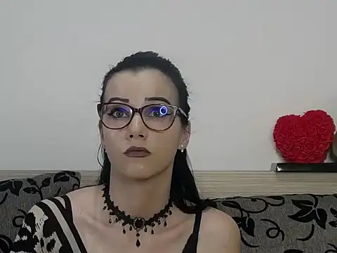 IvyCole online show from February 2026 10:35:01 PM