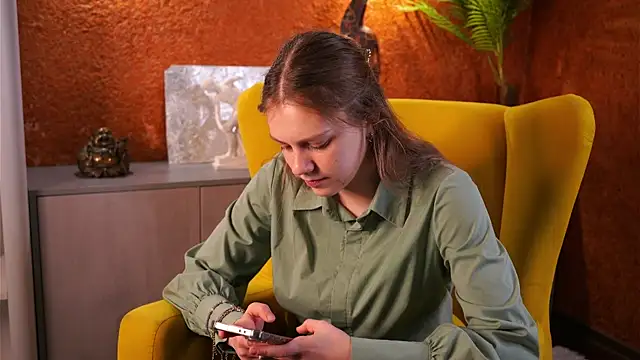 Snapshot of PeterSkaff chatting on November 2025 11:47:01 AM PeterSkaff online show from November 2025 11:47:01 AM