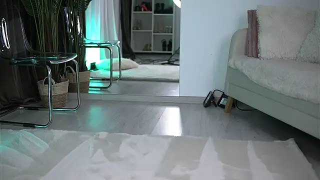 Snapshot of LuvCaprice chatting on December 2025 09:37:01 AM LuvCaprice online show from December 2025 09:37:01 AM