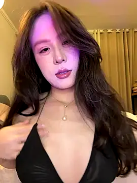 Snapshot of pupu_ chatting on December 2025 02:32:02 PM pupu online show from December 2025 02:32:02 PM