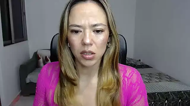 Snapshot of Annie_Cervantez chatting on May 2026 08:12:02 AM Annie Cervantez online show from May 2026 08:12:02 AM