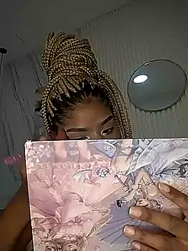 Afro Luna online show from May 2026 11:15:01 AM