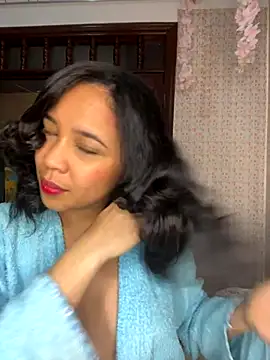 Esmerald 1111 online show from December 2025 08:45:01 AM