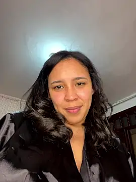 Esmerald 1111 online show from January 2026 12:47:02 AM