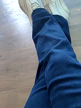 braidqueen00 online show from December 2025 03:07:01 PM