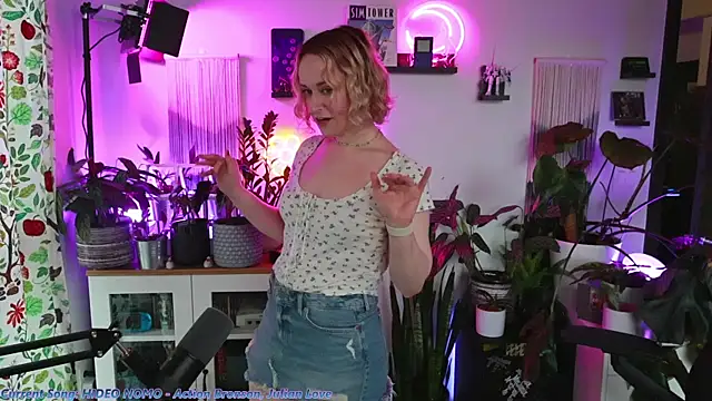 Snapshot of xzoeyryanx chatting on January 2026 06:21:01 PM xzoeyryanx online show from January 2026 06:21:01 PM