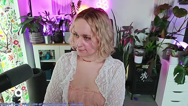 Snapshot of xzoeyryanx chatting on January 2026 07:08:02 PM xzoeyryanx online show from January 2026 07:08:02 PM