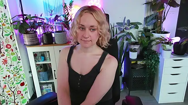 Snapshot of xzoeyryanx chatting on February 2026 09:31:02 PM xzoeyryanx online show from February 2026 09:31:02 PM