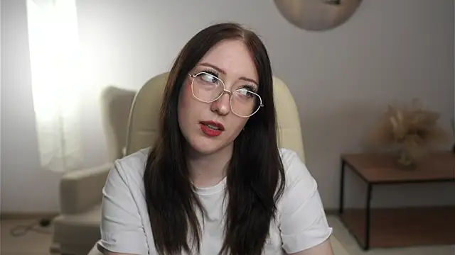 Snapshot of AyannaHerriott chatting on November 2025 12:53:01 PM AyannaHerriott online show from November 2025 12:53:01 PM