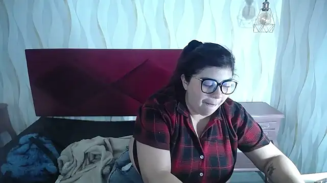 danna garza online show from January 2026 04:50:02 AM