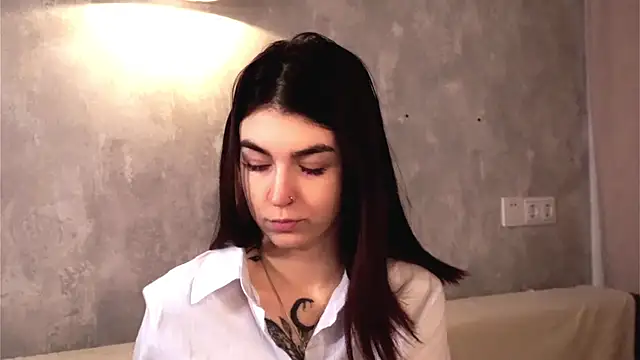 Snapshot of KaKotowski chatting on April 2026 07:06:02 AM KaKotowski online show from April 2026 07:06:02 AM