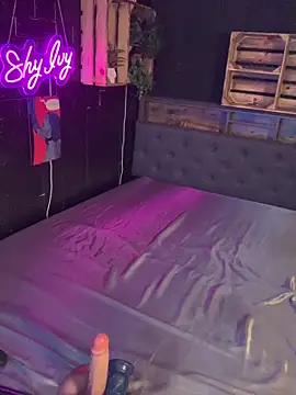 Shy-Ivy online show from December 2025 10:40:01 PM