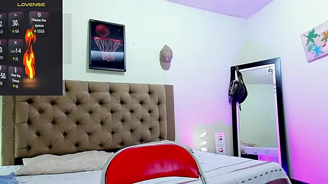 Snapshot of blorelopez chatting on February 2026 12:09:02 AM blorelopez online show from February 2026 12:09:02 AM