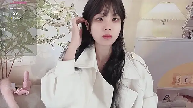 bunny-- online show from December 2025 05:35:01 AM