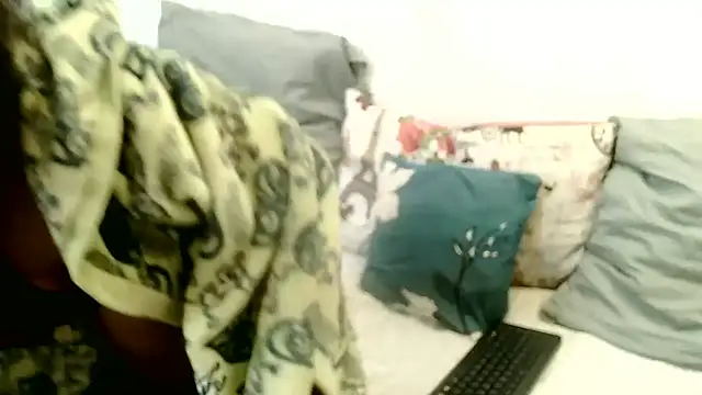 BrunetteNaomi8 online show from May 2026 07:53:01 PM