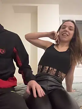 Snapshot of DuoDesir1 chatting on December 2025 02:13:01 PM DuoDesir1 online show from December 2025 02:13:01 PM