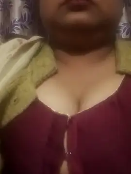 Snapshot of Simran62 chatting on January 2026 05:26:01 PM Simran62 online show from January 2026 05:26:01 PM