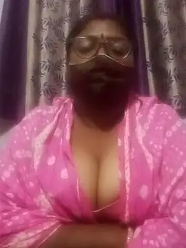 Snapshot of Simran62 chatting on February 2026 06:28:02 PM Simran62 online show from February 2026 06:28:02 PM