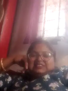 Snapshot of Simran62 chatting on February 2026 11:02:02 AM Simran62 online show from February 2026 11:02:02 AM