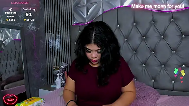 Amanda Mooree online show from May 2026 04:09:02 AM