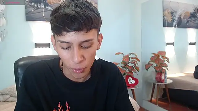 DraxBlade09 online show from December 2025 08:13:02 PM