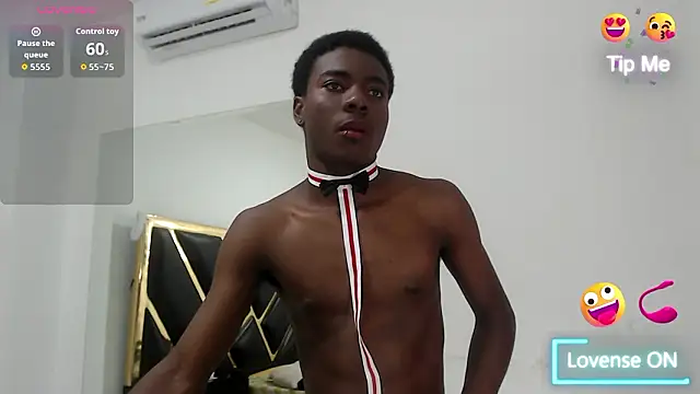 Snapshot of NoahJhonson69 chatting on January 2026 07:34:01 PM NoahJhonson69 online show from January 2026 07:34:01 PM