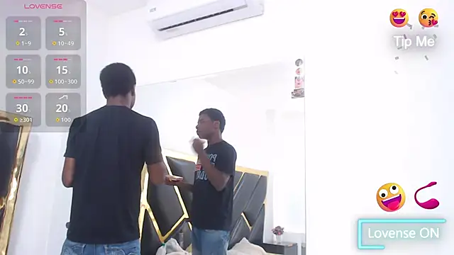 Snapshot of NoahJhonson69 chatting on February 2026 01:03:02 PM NoahJhonson69 online show from February 2026 01:03:02 PM