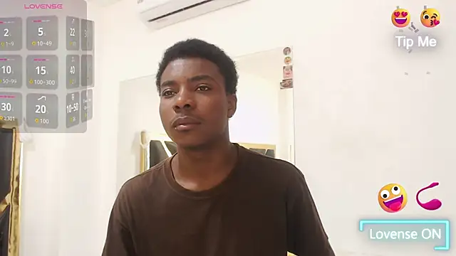 Snapshot of NoahJhonson69 chatting on February 2026 12:42:02 PM NoahJhonson69 online show from February 2026 12:42:02 PM