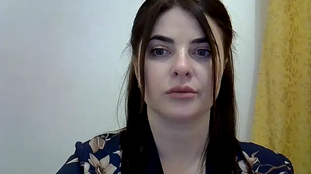 Snapshot of Darkroseq chatting on December 2025 05:09:01 PM Darkroseq online show from December 2025 05:09:01 PM